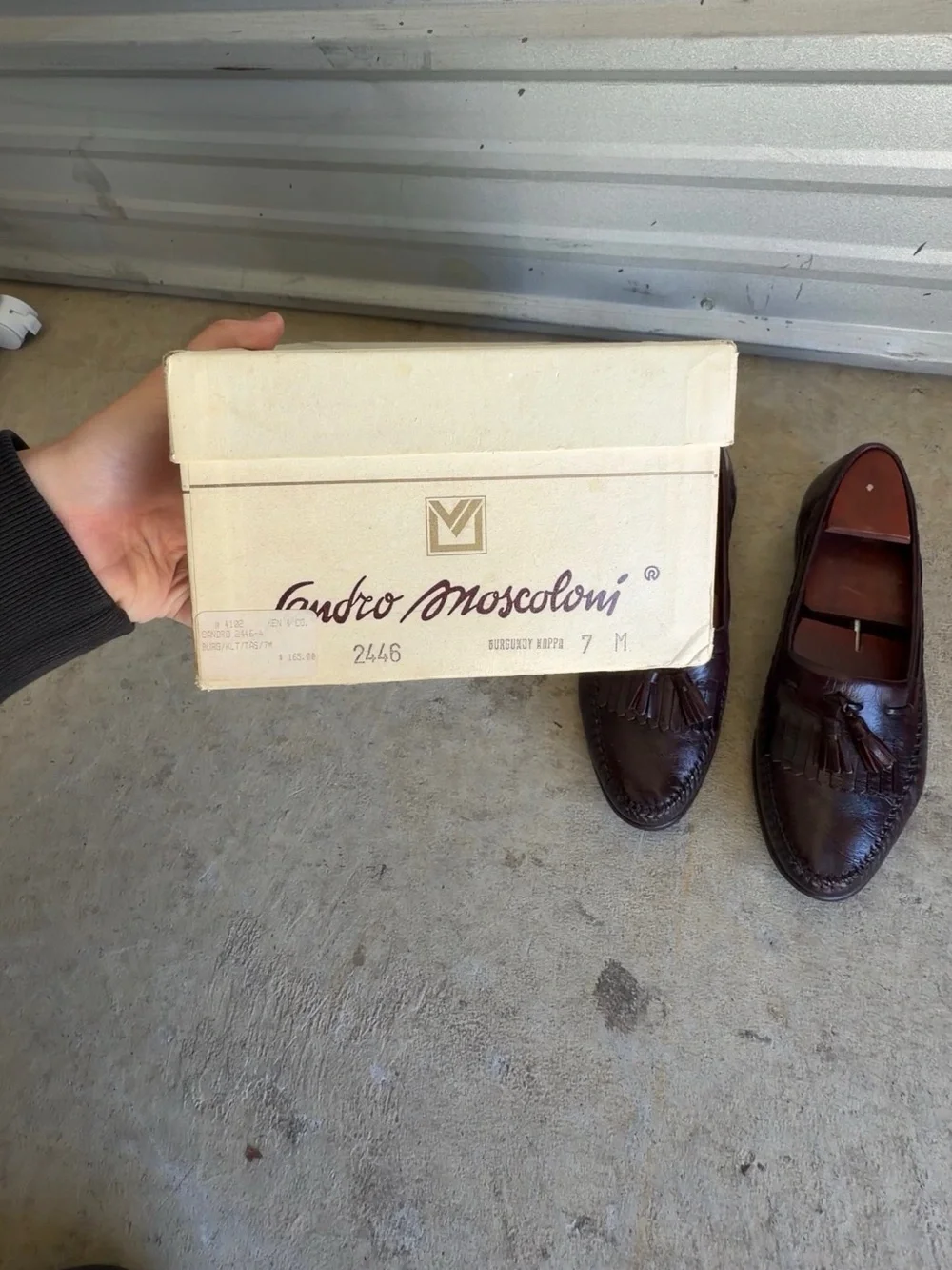 Sandro Moscoloni Burgundy Leather Tassel Loafers Size 7